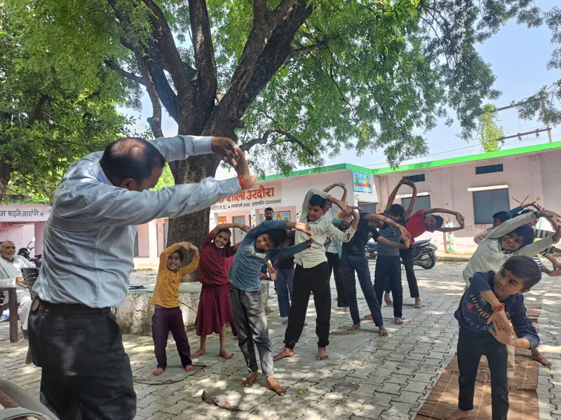 सेवा संकल्प अभियान के अंतर्गत ग्राम पंचायतों में आयुर्वेद एवं योग शिविर आयोजित